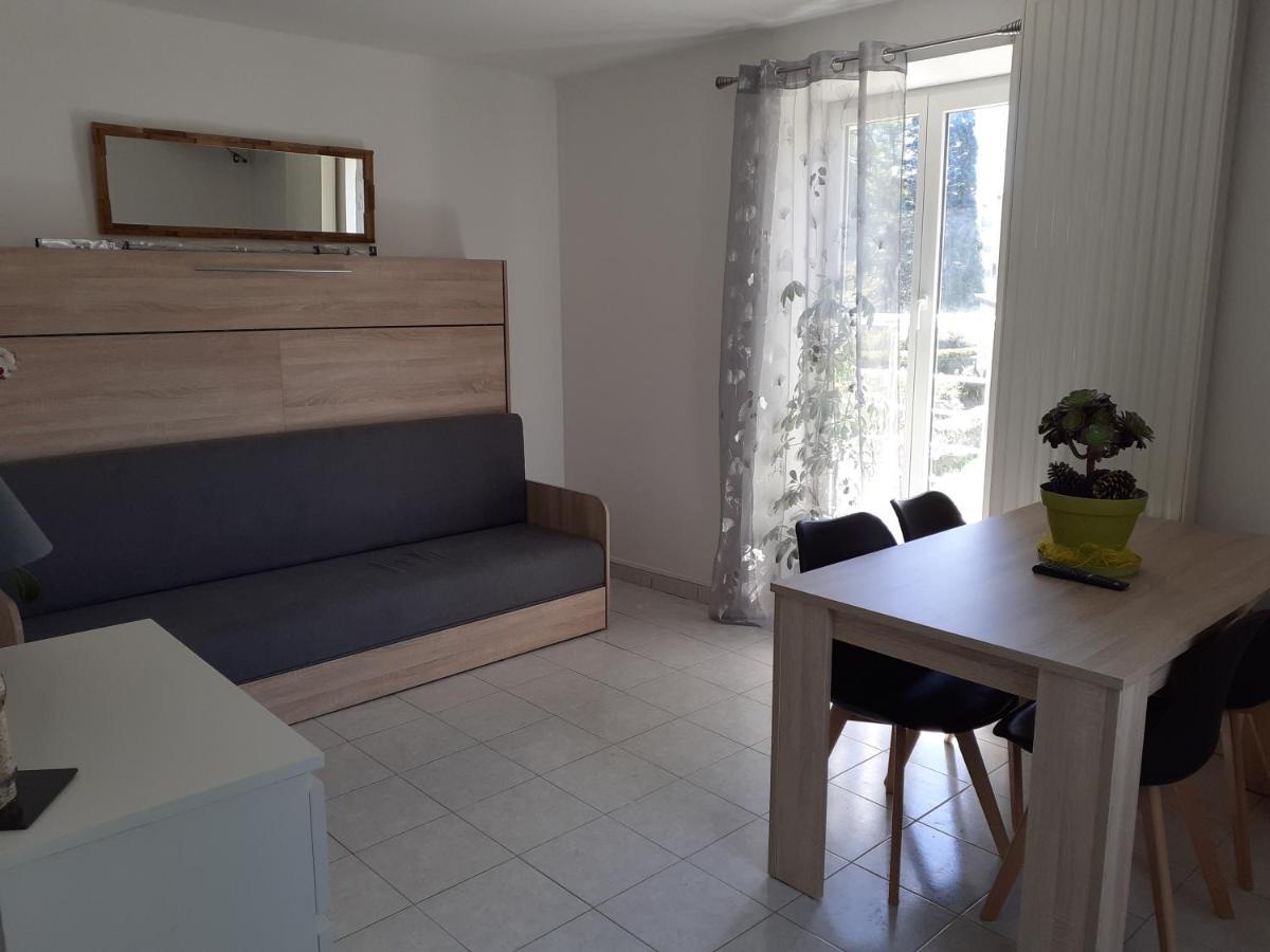 Studio en plein centre ville - 2 à 4 personnes Tence Exterior foto
